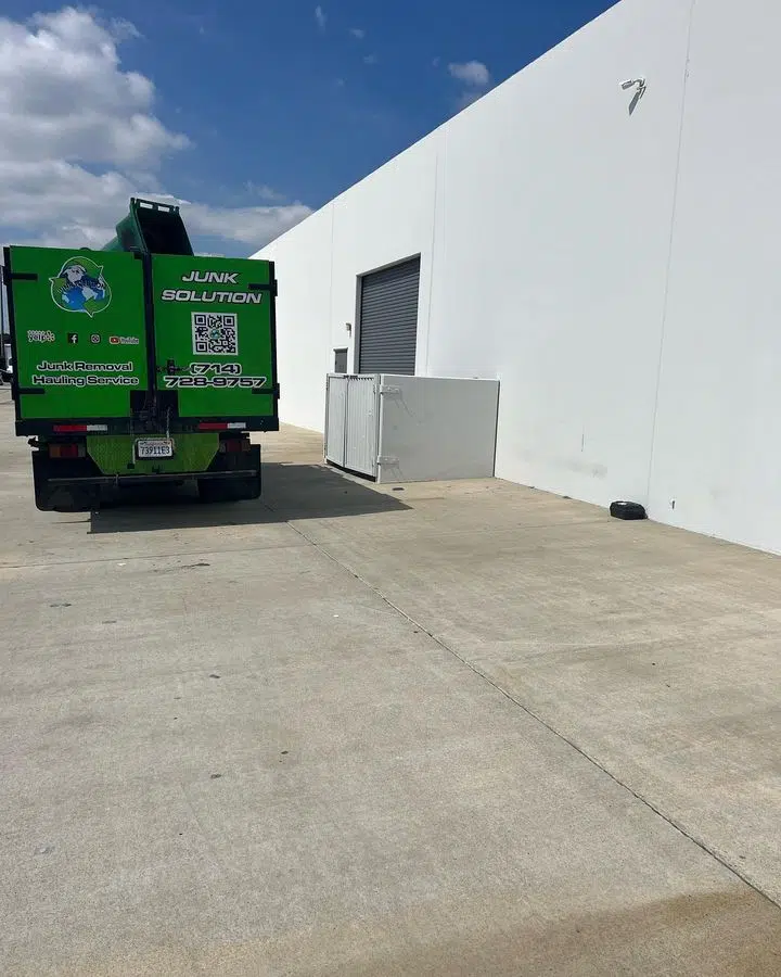 commercial services junk removal