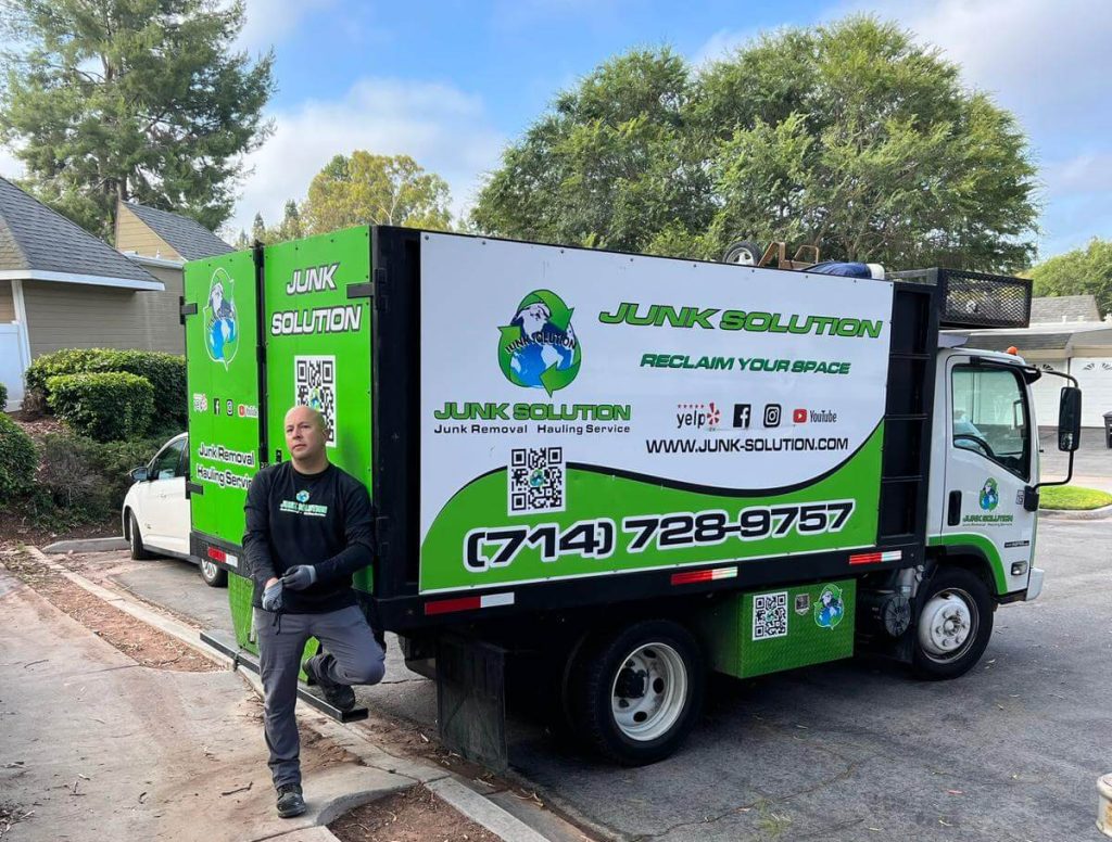 Junk removal in Mission Viejo